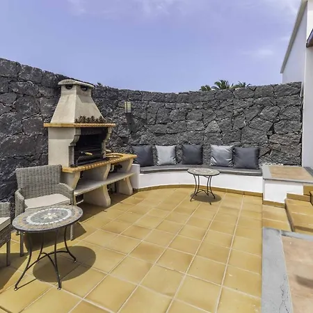 Villa Azure - Lh122 By Villas Now Ltd Playa Blanca  Exterior photo