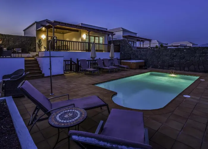 Villa Azure - Lh122 By Villas Now Ltd