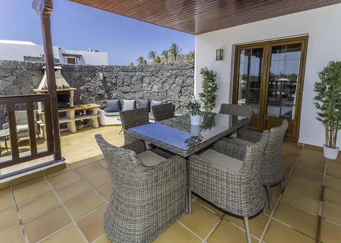 Villa Azure - Lh122 By Villas Now Ltd